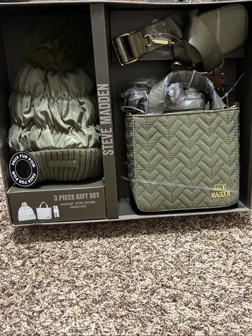 Steve Madden Olive 3-Piece Gift Set - Quilted Crossbody & Pom Pom Beanie